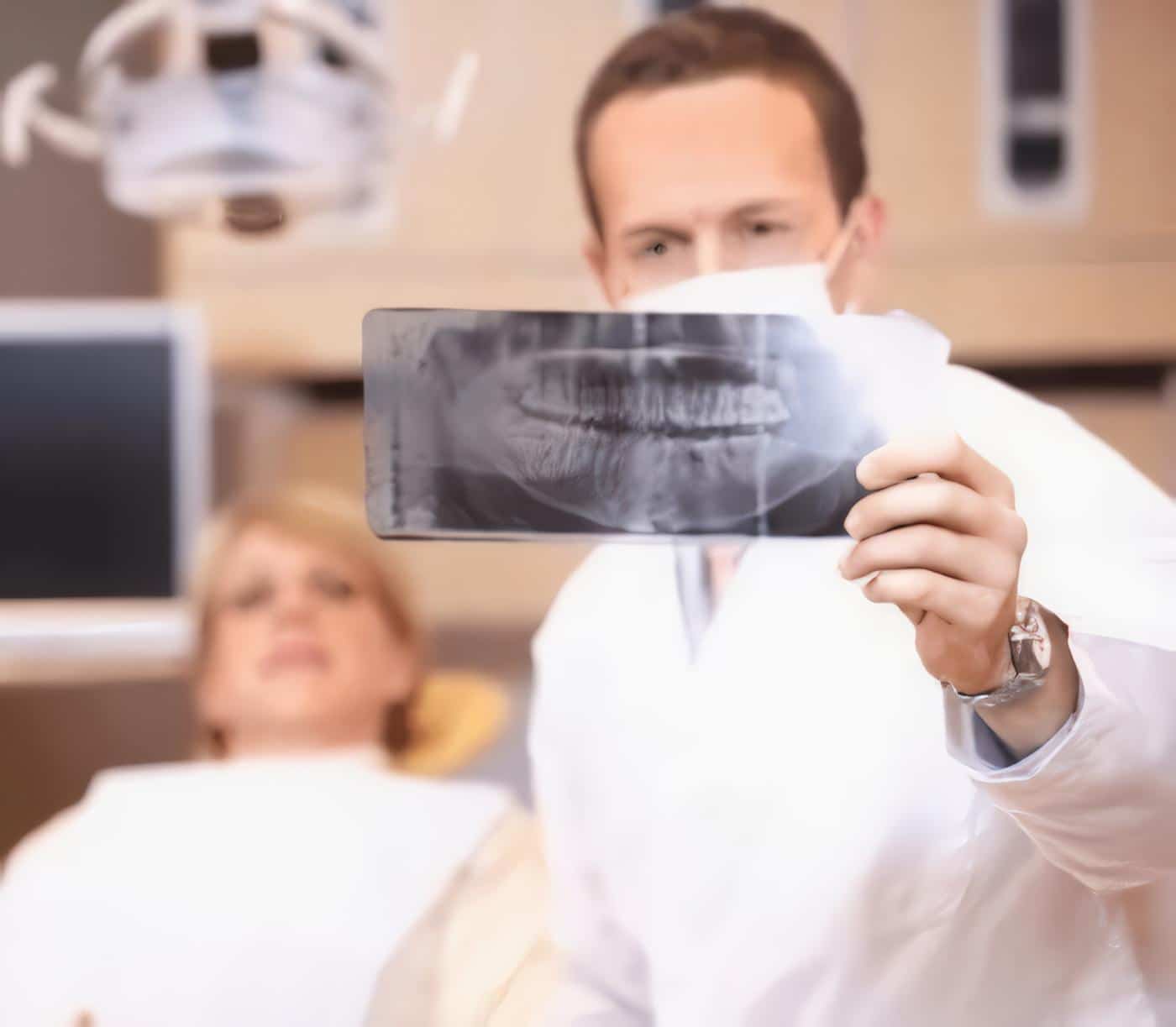 Hueso Temporal y Angulo de la Eminencia Articular