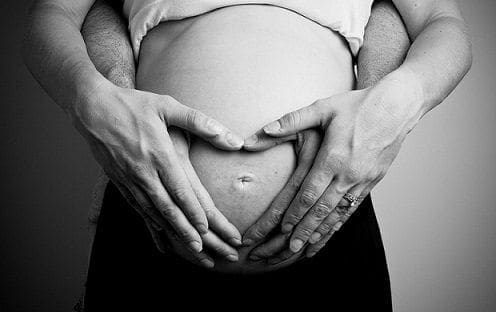 De la Maternidad Disputada