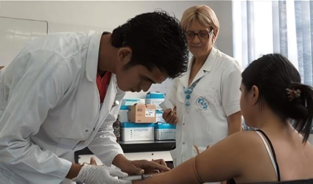 Manejo paciente con Dengue