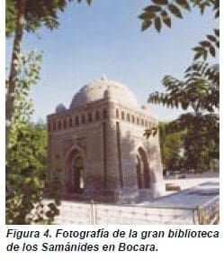 Fotografía de la gran biblioteca de los Samánides en Bocara. Fotografía de la gran biblioteca de los Samánides en Bocara.