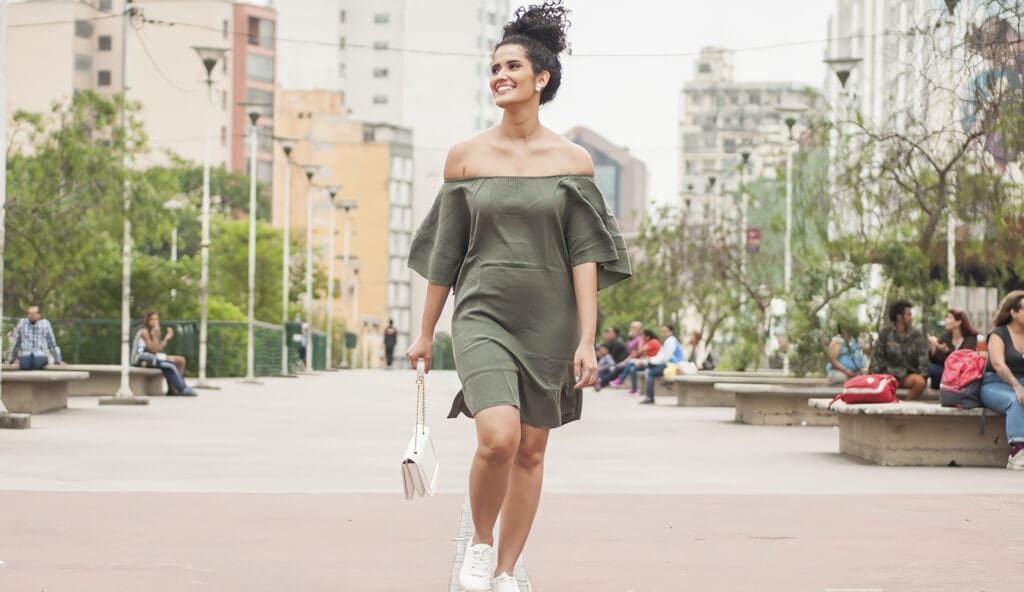 Consejos para Vestirse de Verde y Verse a la Moda