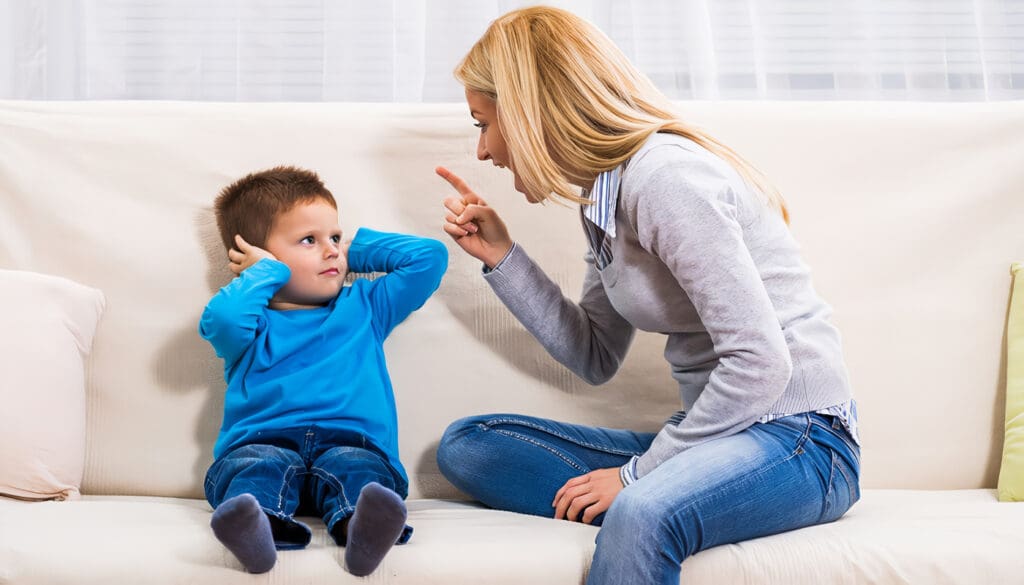 no gritar a los niños