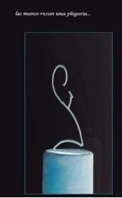 Las Manos Rezan Una Plegaria	