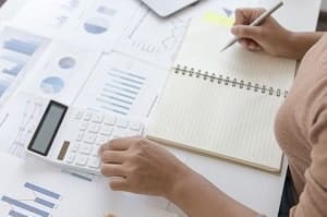 Ventajas y Desventajas Educación en Línea