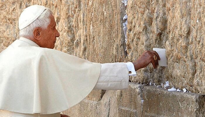 El Muro de los Lamentos tradiciones