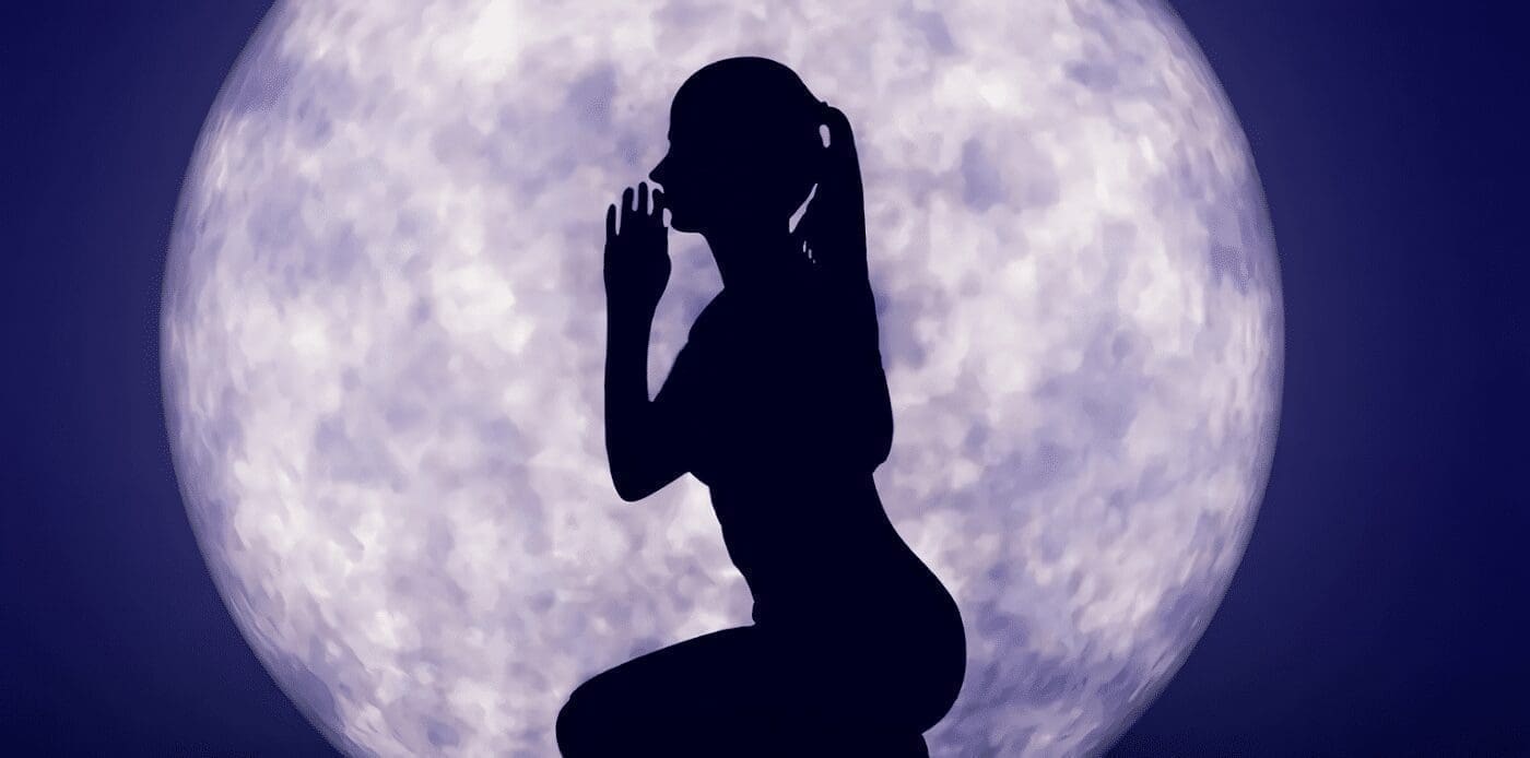 Rituales para atraer la abundancia en luna llena