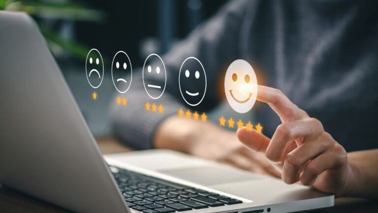 Estrategias de omnicanalidad en marketing basadas en analítica: cómo unificar la experiencia del cliente a través de múltiples canales de comunicación